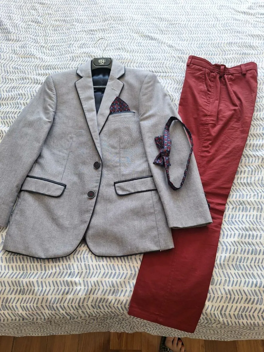 Boys communion suit - Image 1