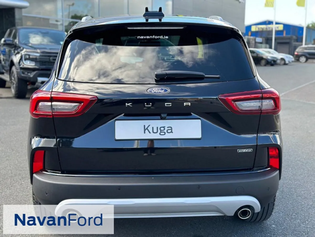 Ford Kuga New Kuga Titanium 2.5 Plug-in Hybrid 24 - Image 4