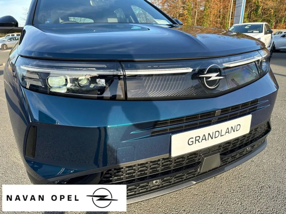 Opel Grandland Gs-line 1.2 Hybrid 136Ps EX Demo - Image 4