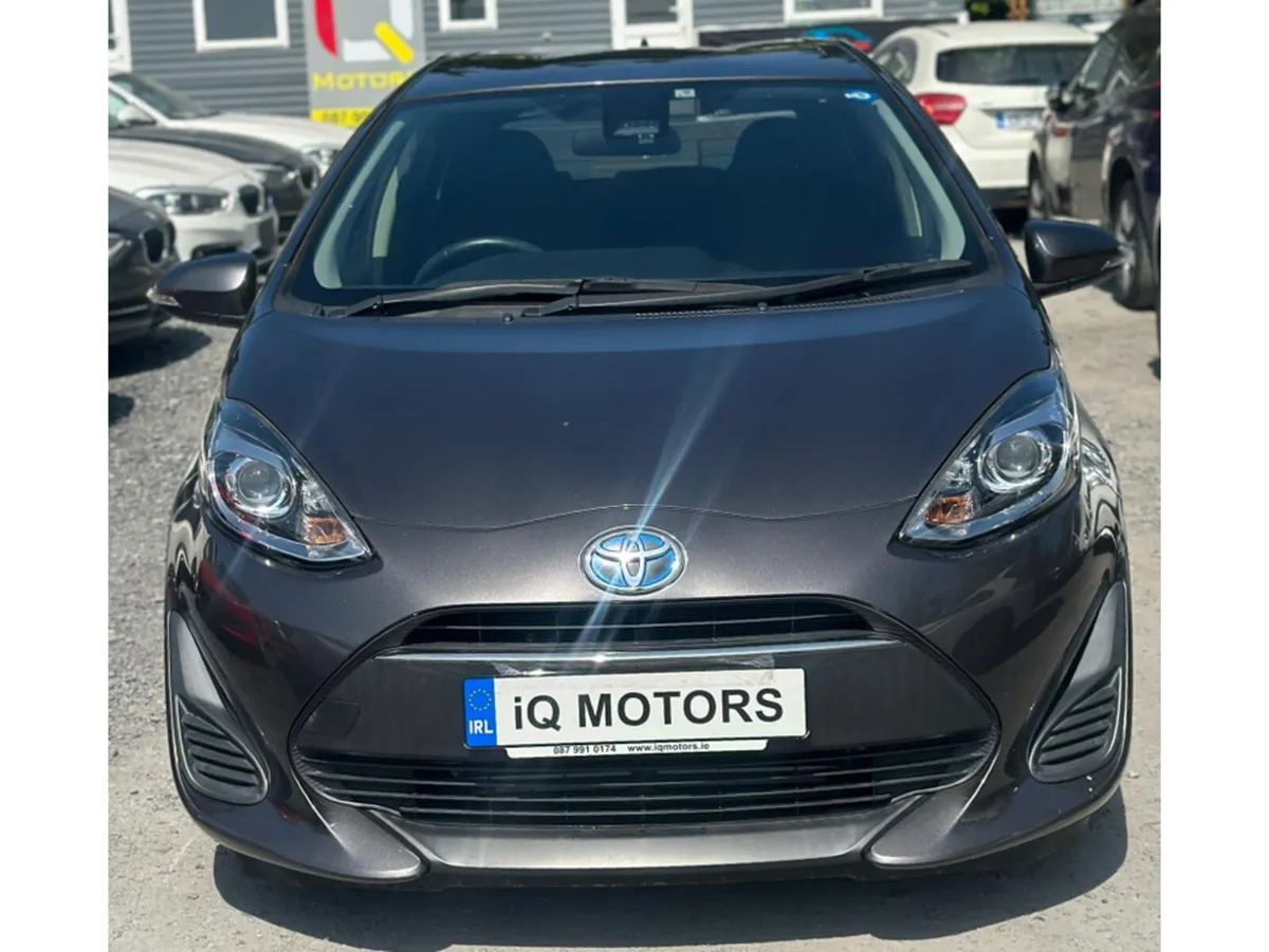 Toyota Aqua AUTOMATIC 1.5 PETROL HYBRID (3633) - Image 3