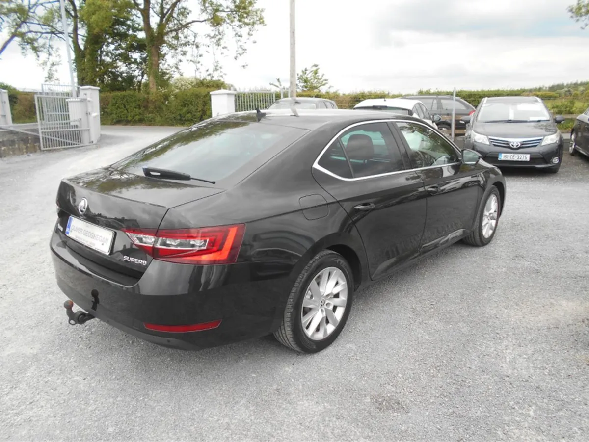 Skoda Superb 2.0 TDI SE Technology150 BHP Auto (c - Image 2