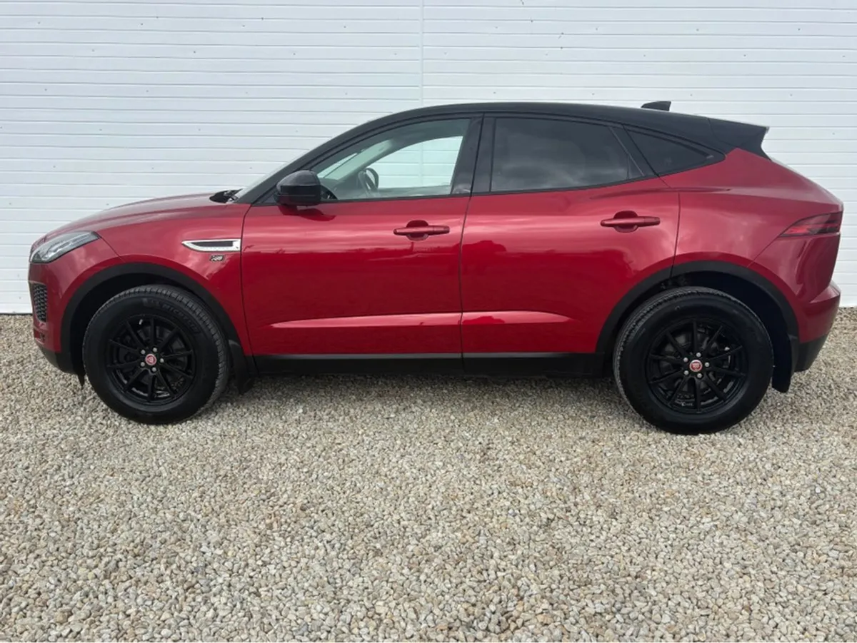 Jaguar E- PACE 19my 2.0 D 150PS FWD CHE Chequere 5 - Image 2