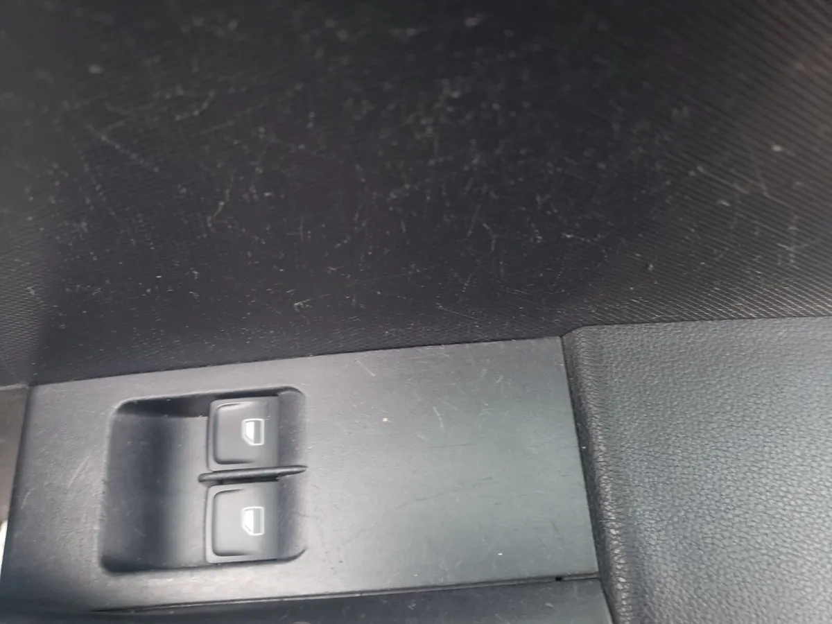 Skoda Rapid 2013 - Image 4