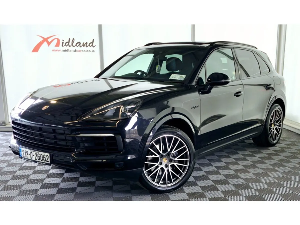 Porsche Cayenne 3.0 V6 E-hybrid 5DR AU Auto - Image 1