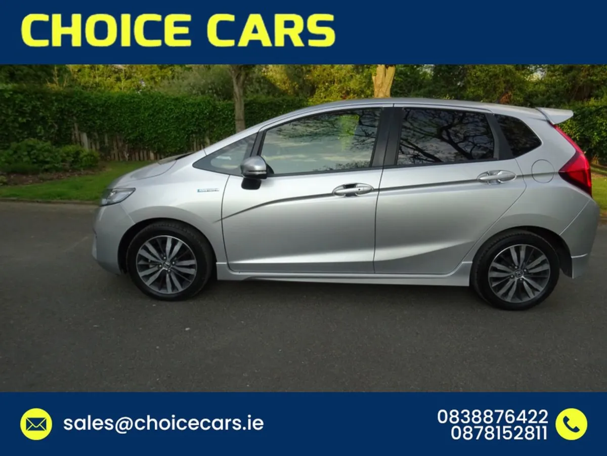 Honda Fit 1.5 Auto Hybrid RS Model - Image 4