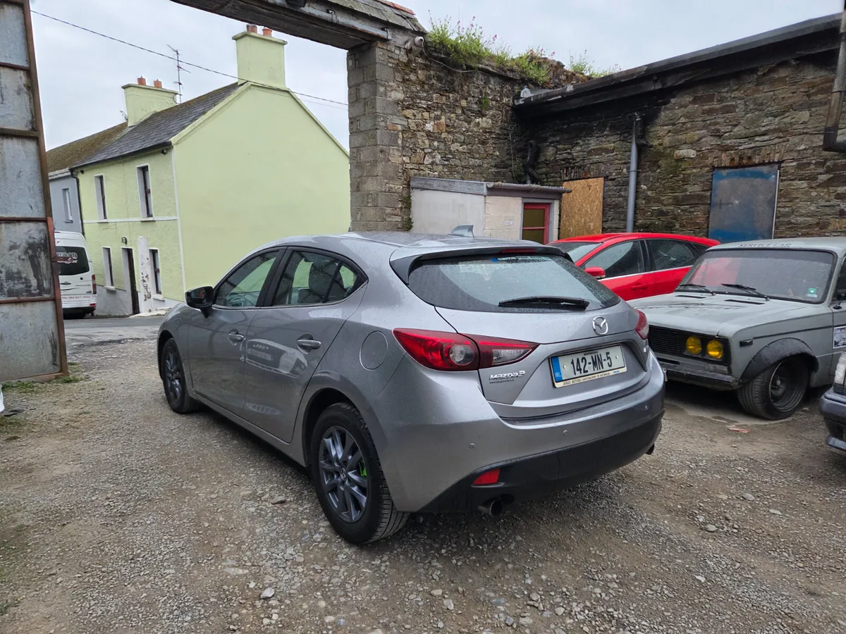142 MAZDA 3 2.2D EXCUTIVE NEW NCT - Image 4