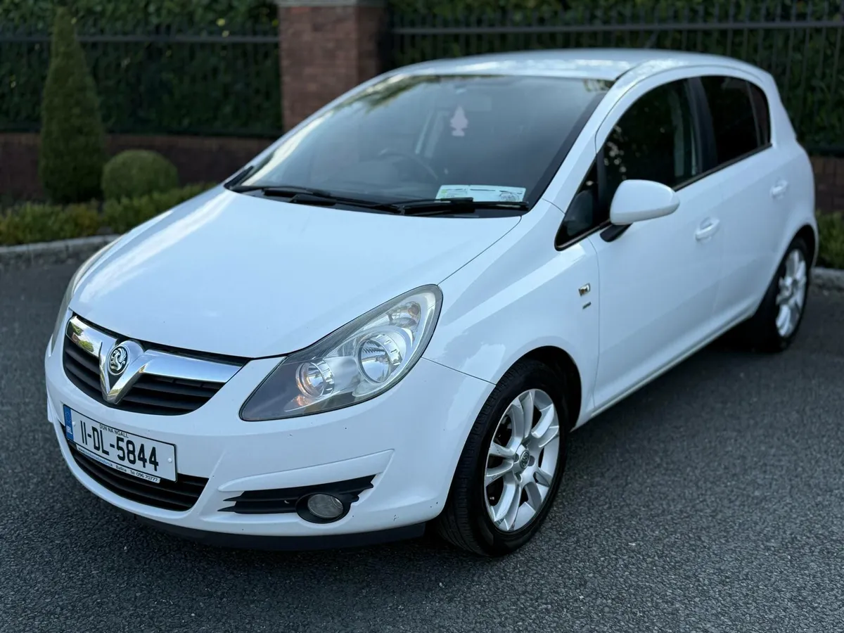 2011 Opel Corsa 1.3 diesel new nct €3250 - Image 3