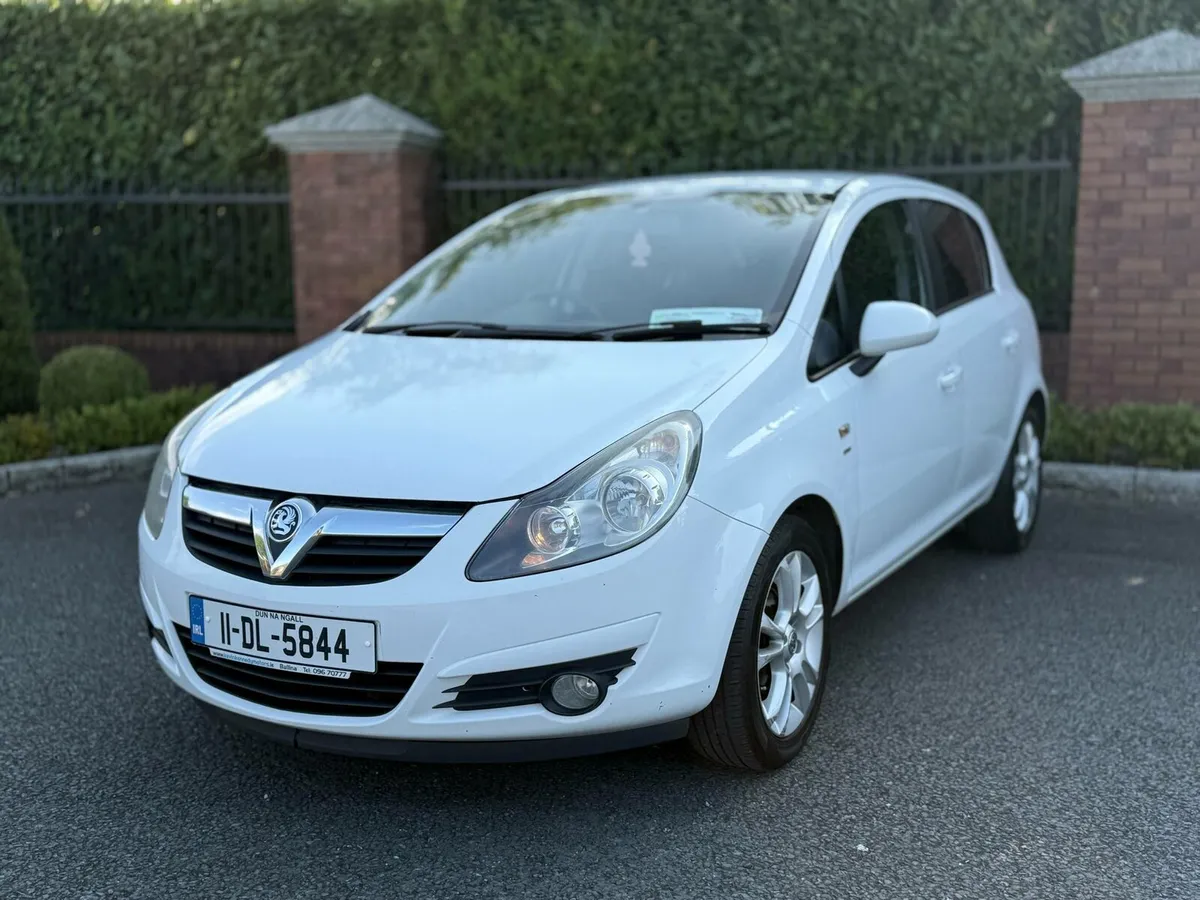 2011 Opel Corsa 1.3 diesel new nct €3250 - Image 4