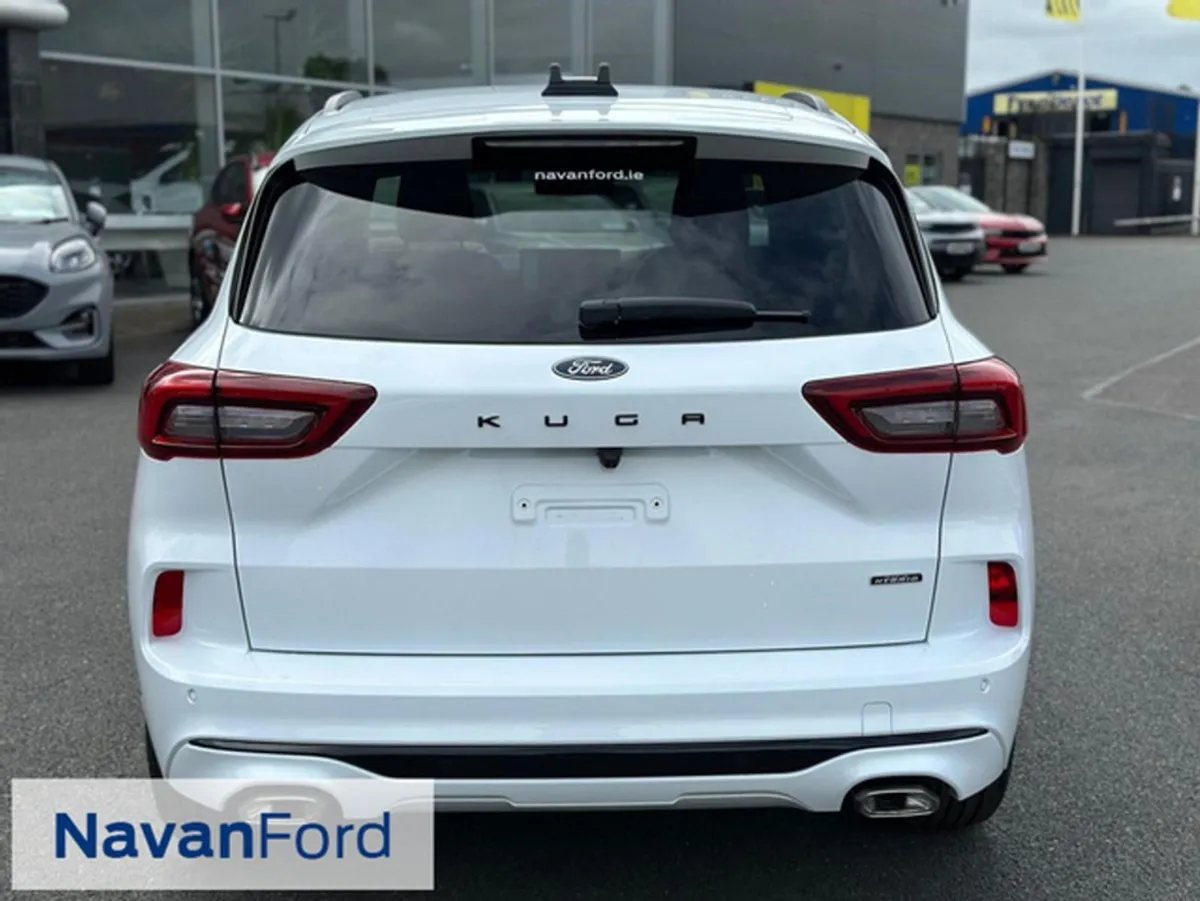 Ford Kuga New Kuga St-line 2.5 Plug-in Hybrid 243 - Image 4