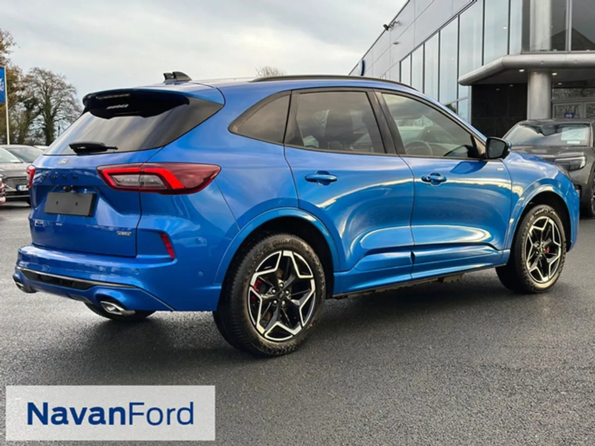 Ford Kuga St-line X Plug-in Hybrid 243Ps - Image 4