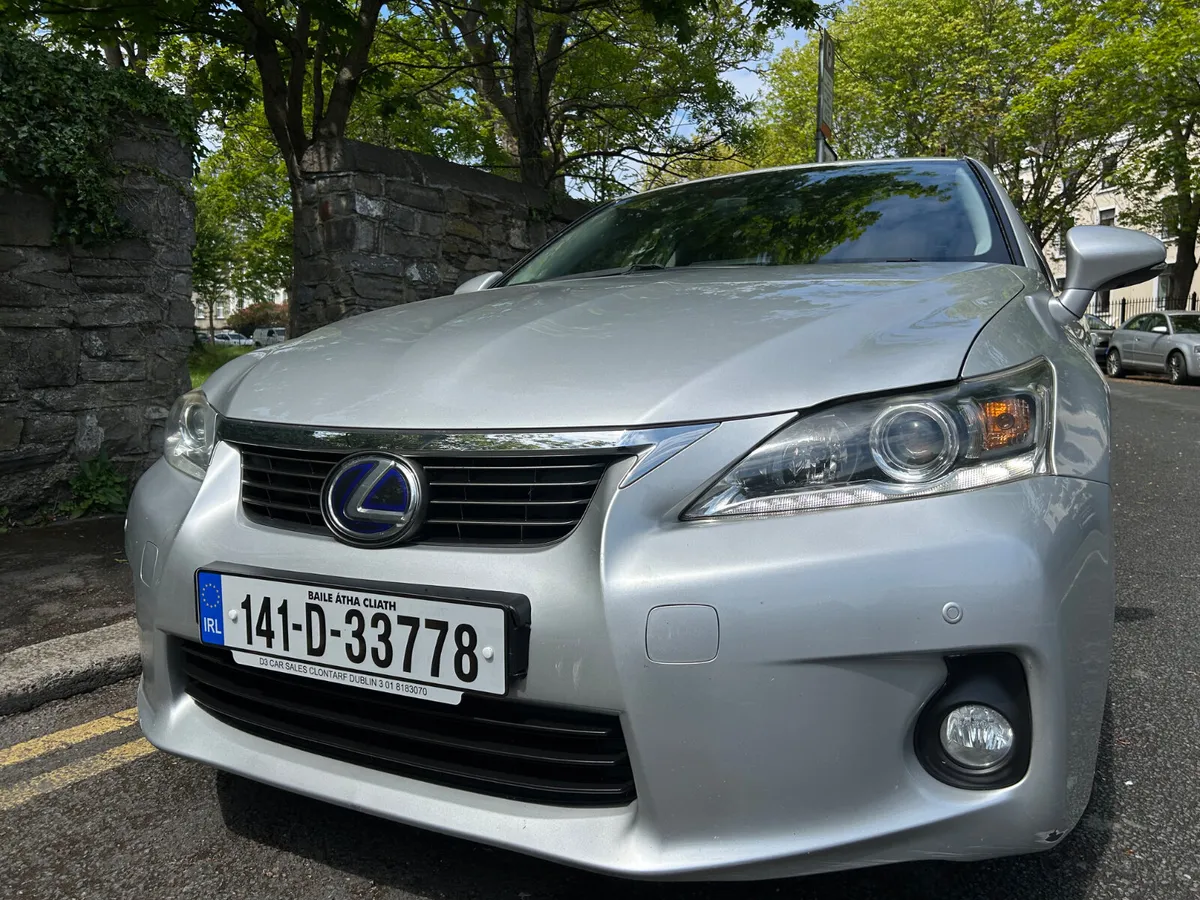 2014 LEXUS CT 200H HYBRID LEATHER INTERIOR - Image 1