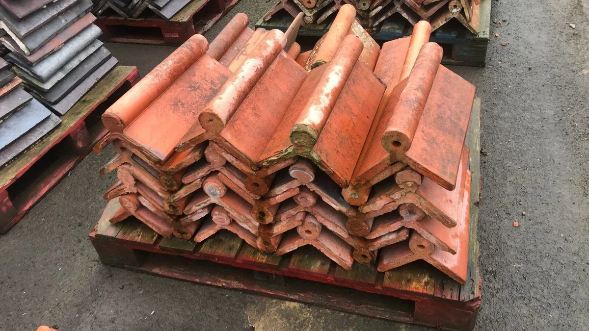 Bangor slates chimney pot ridge roof tile granite - Image 1