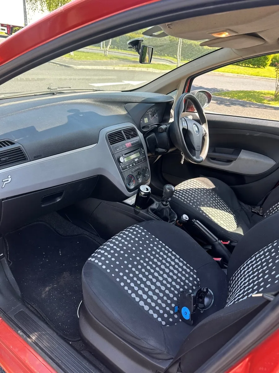 Fiat Punto grande new nct 5/26 - Image 2