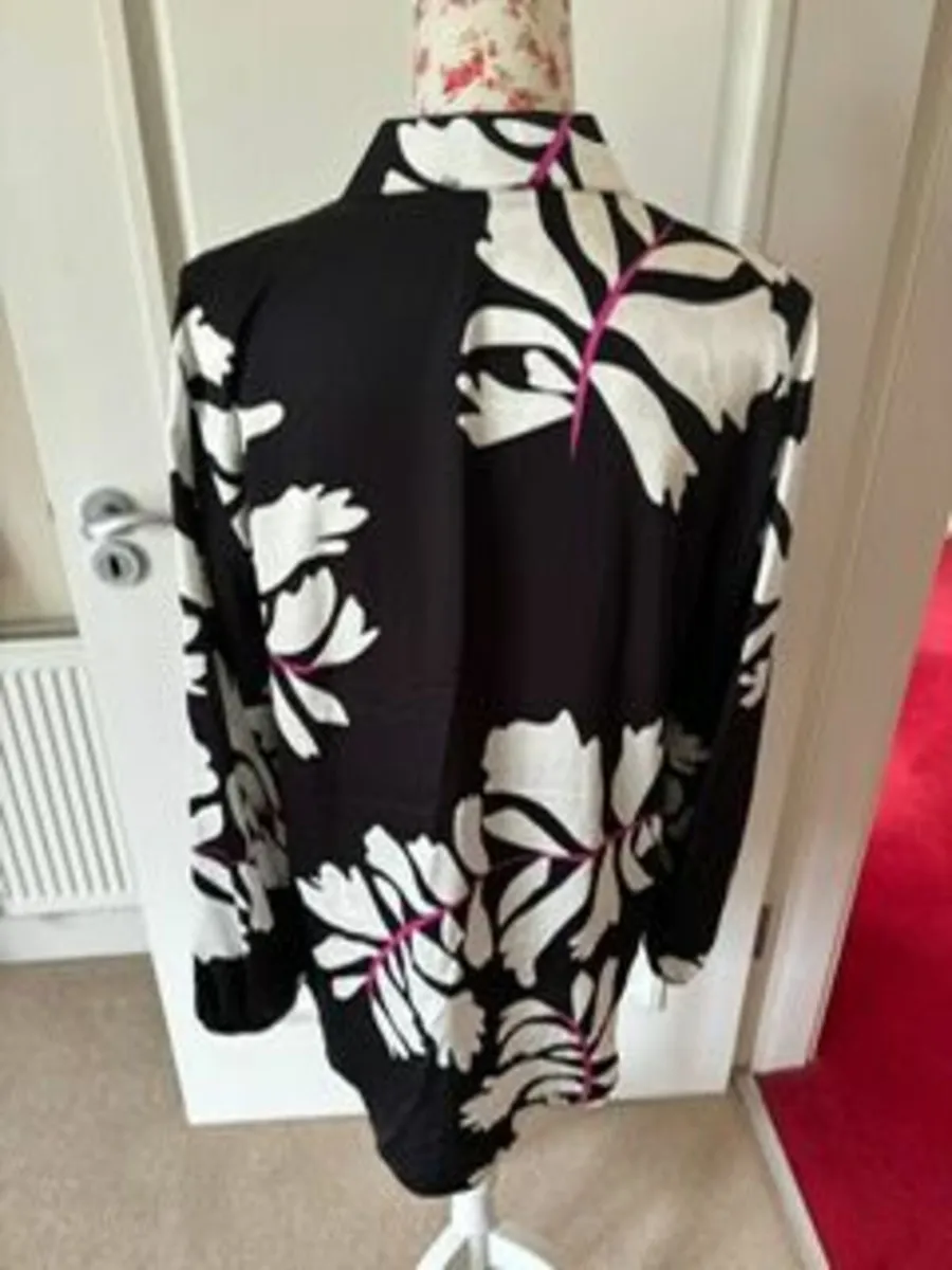 Choklate Ladies Top - oversize - Image 2