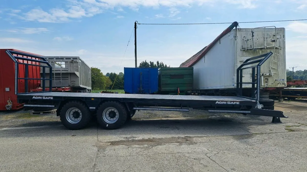 New 28ft bale trailer - Image 1