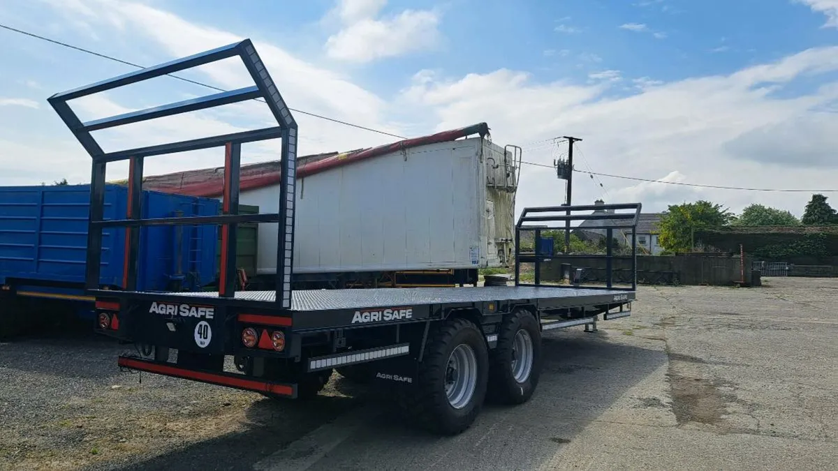 New 28ft bale trailer - Image 2