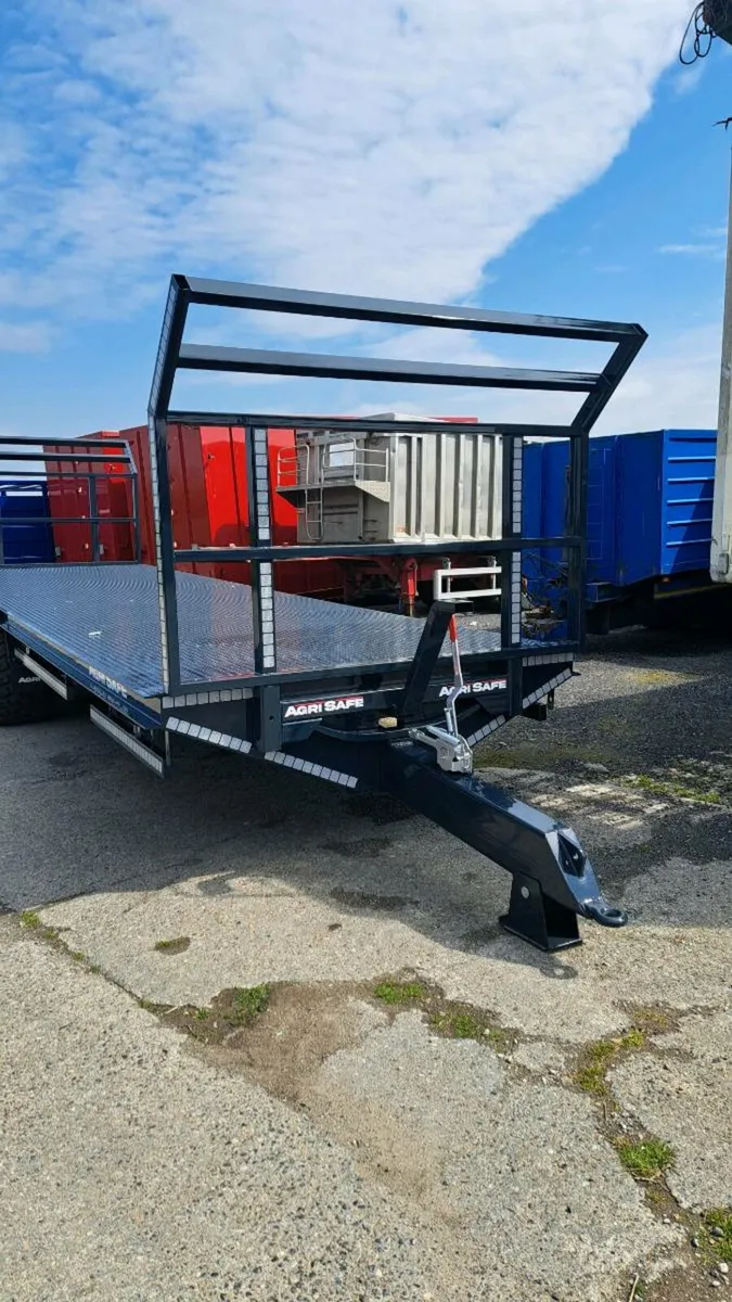 New 28ft bale trailer - Image 3