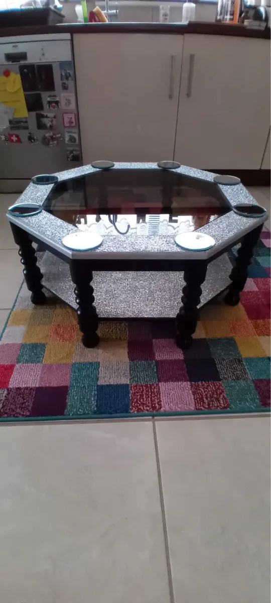 Handmade coffee table - Image 1