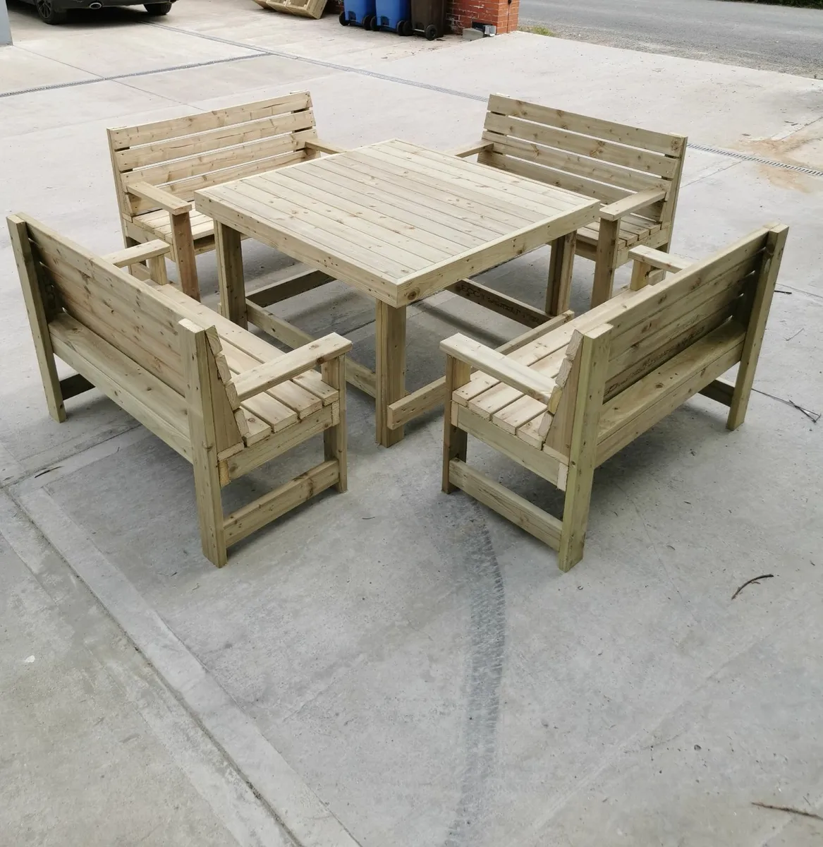 Garden furniture - Image 1