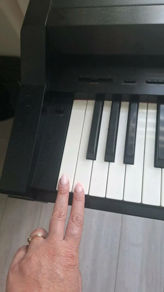 Piano KORG concert 2500 - Image 3