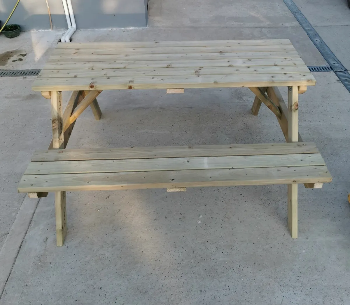 Picnic bench - Image 2