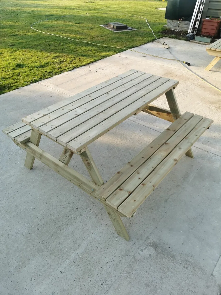 Picnic bench - Image 3