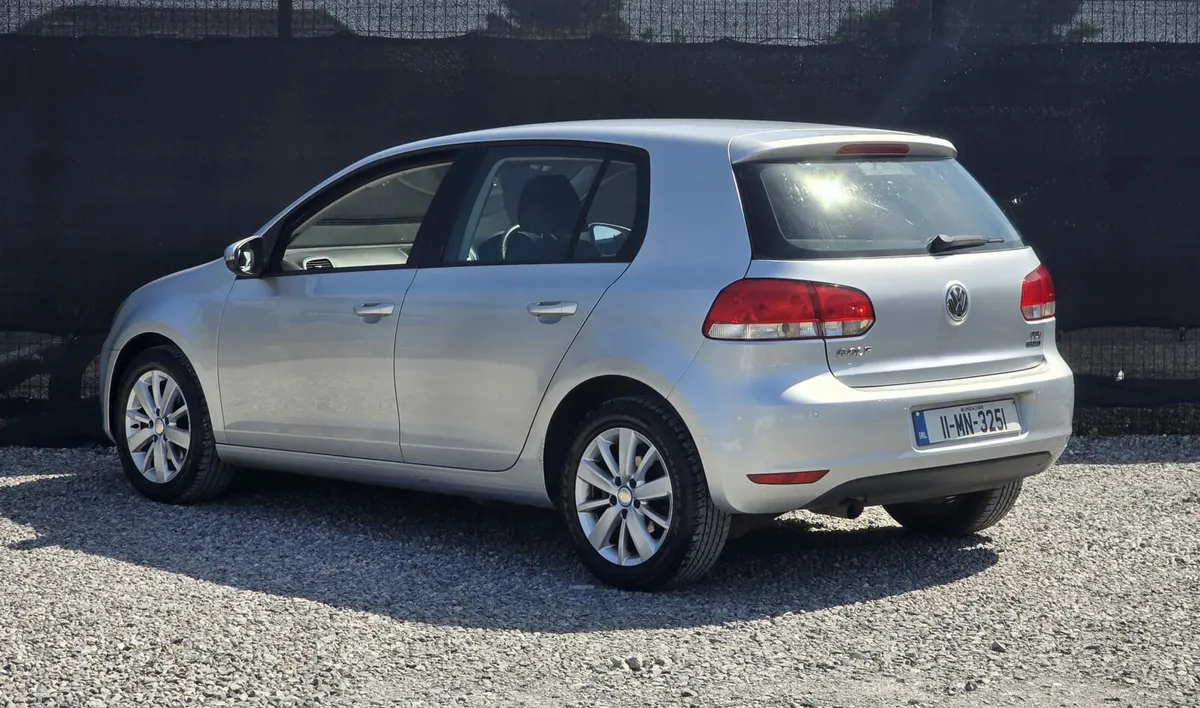 Volkswagen Golf - Image 4
