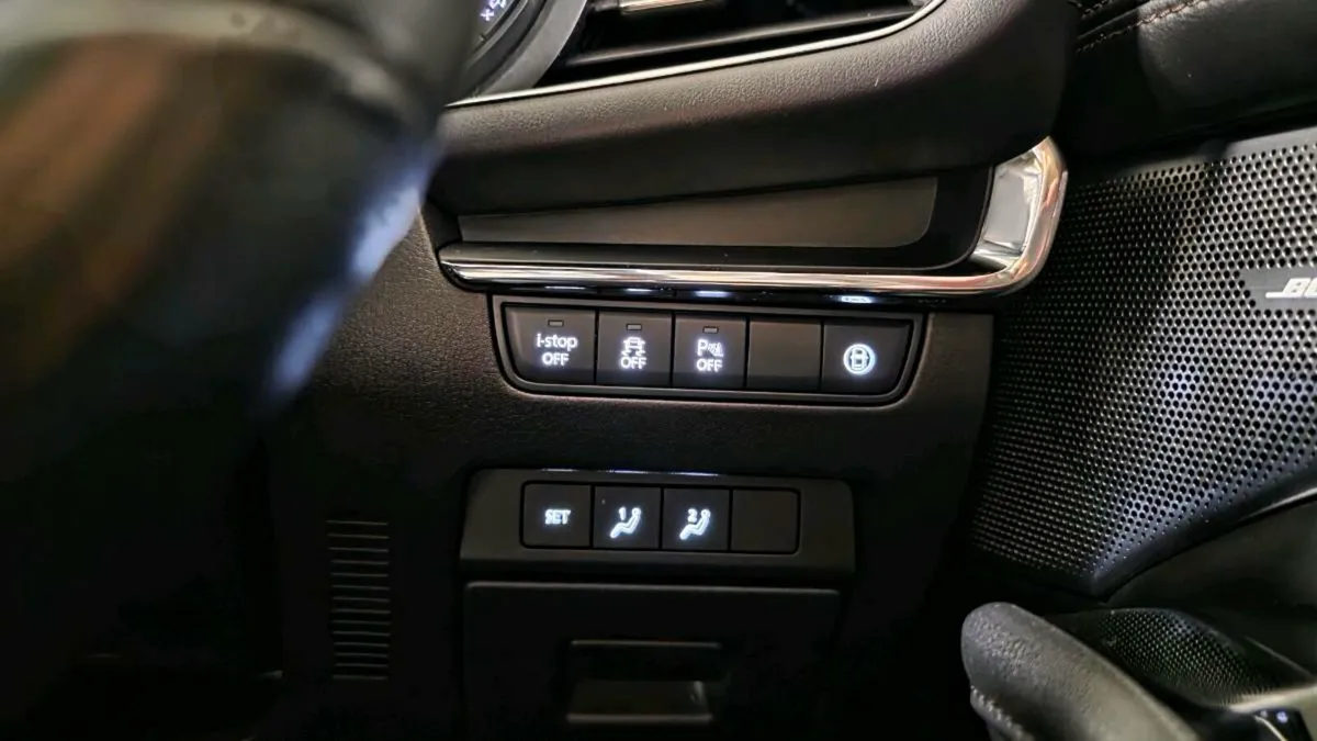 Mazda 3 - Image 4