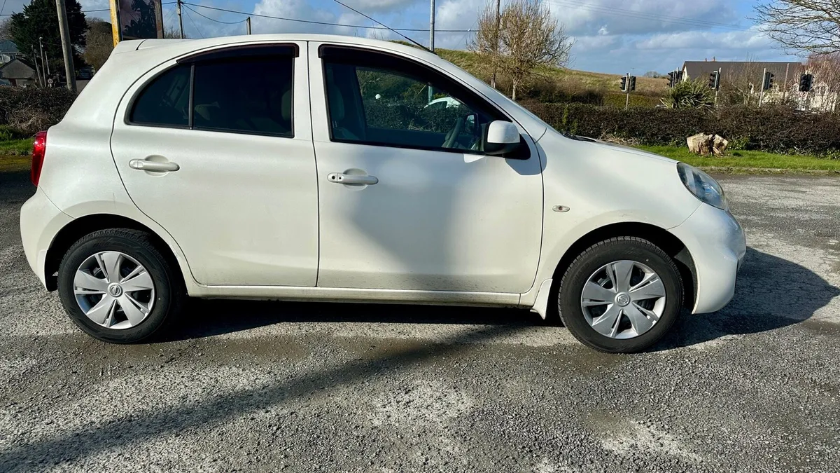2015 Nissan 1.2 Petrol Automatic - Image 4