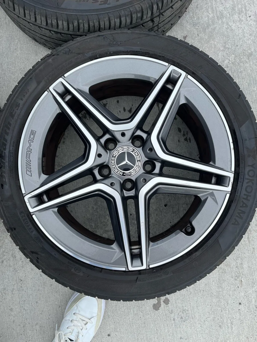 Genuine Mercedes 18” Amg Line Alloys and Tyres - Image 3