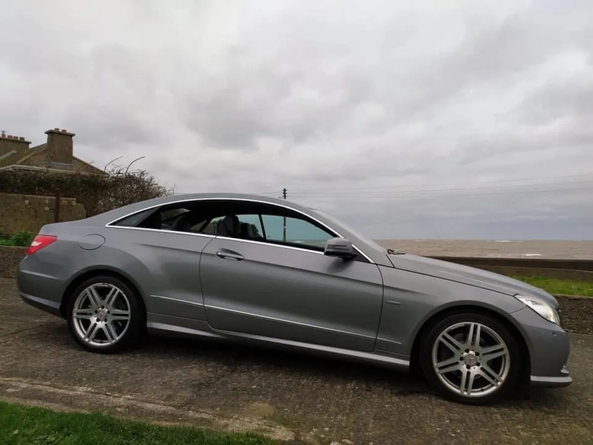 MERCEDES E350 COUPE - LOW MILEAGE - Image 3
