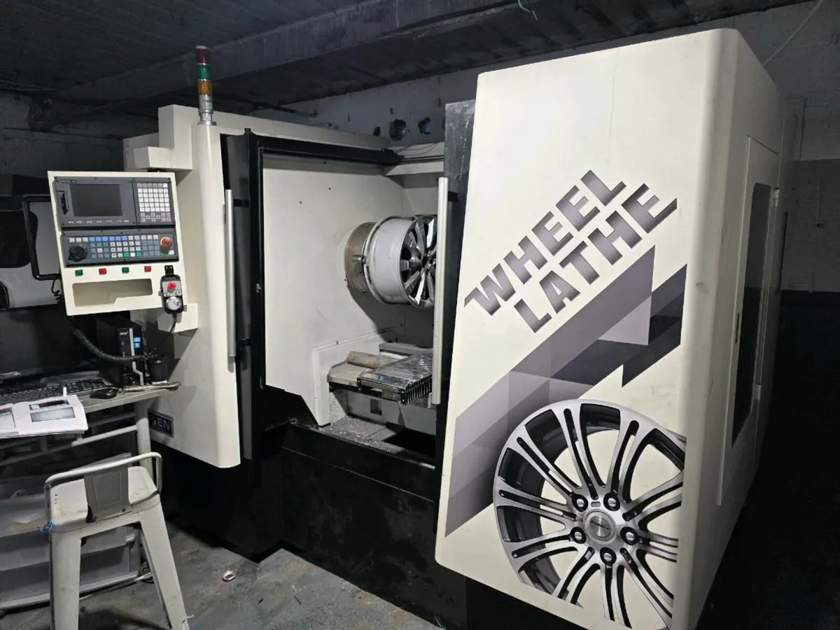 Diamond cut wheel machine - Image 1
