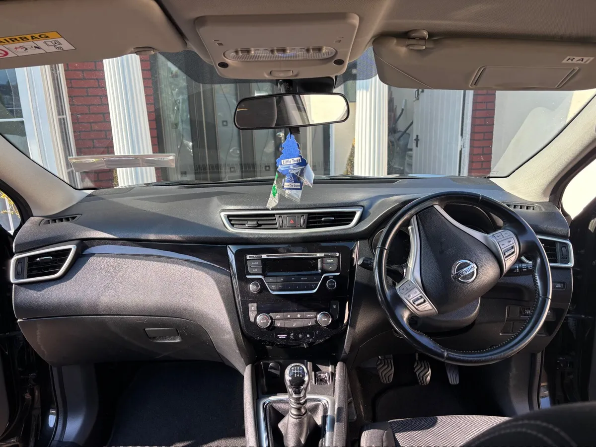 Nissan Qashqai 2015 - Image 3