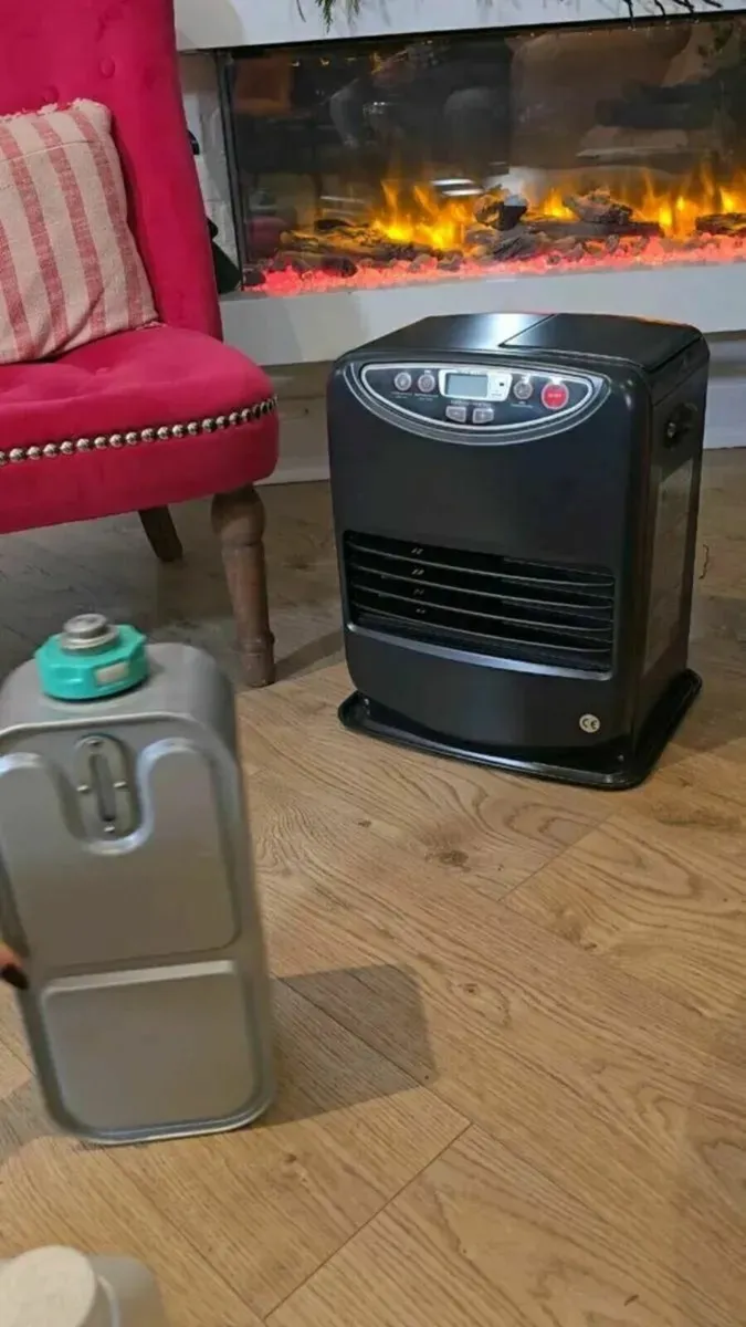 Paraffin heater brand new - Image 4