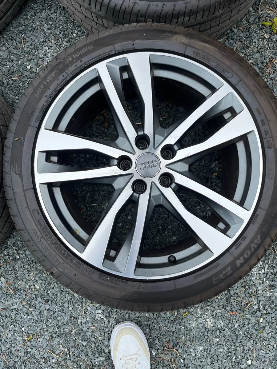 Genuine Audi A6 19” Alloys and Tyres - Image 2