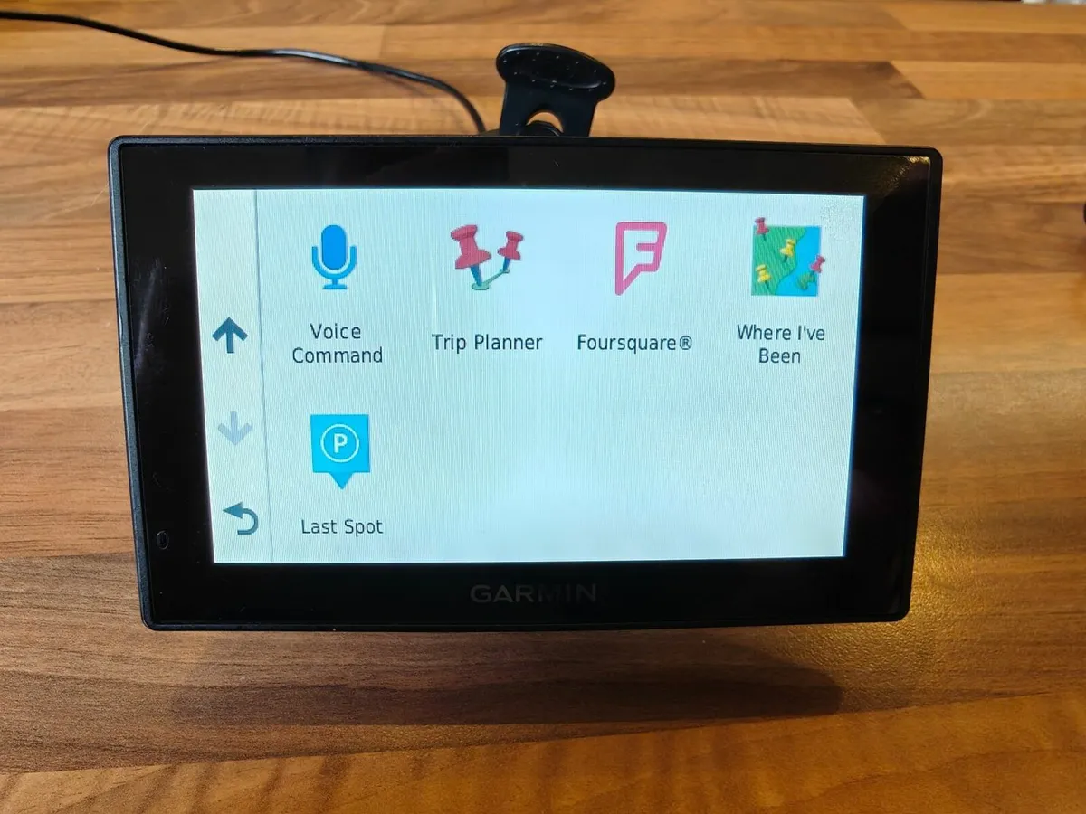 Garmin DriveAssist 50 sat nav with built-in Dashca - Image 3