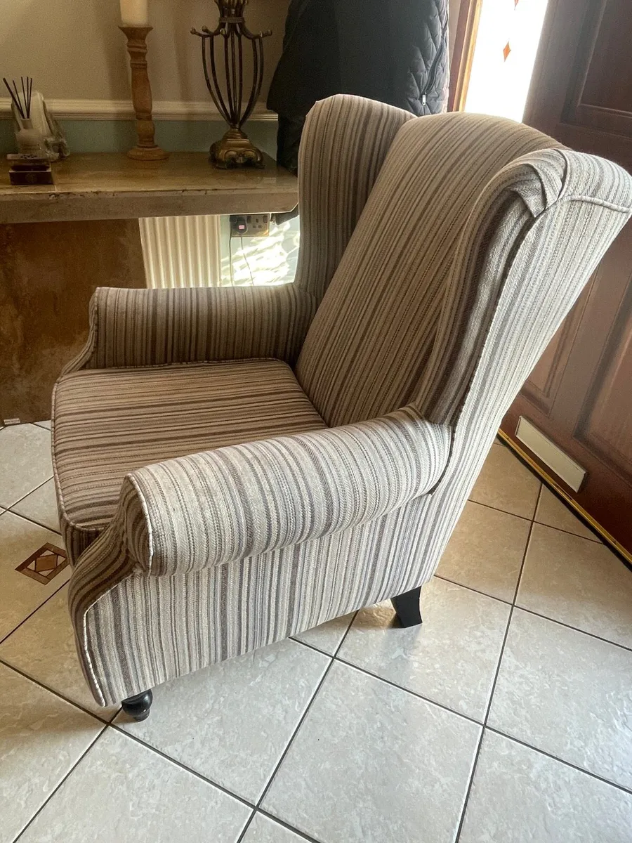 Next Armchair - Image 2