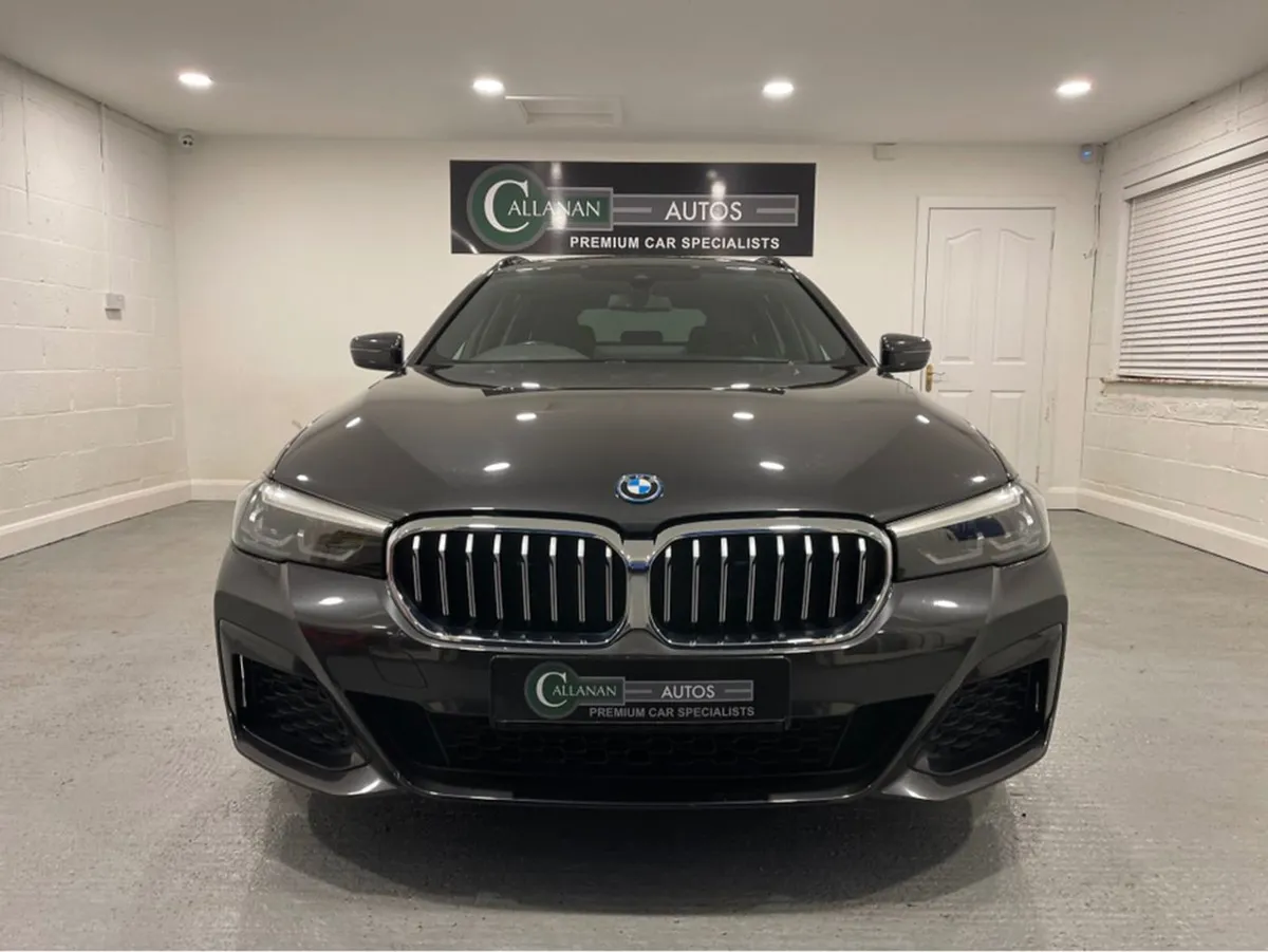 BMW 5 Series 530E M Sport  good Spec leather prem - Image 2