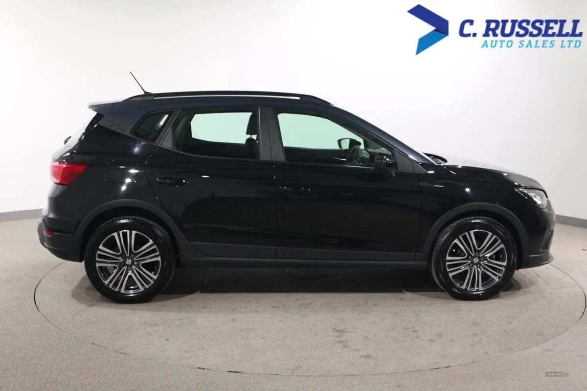 SEAT Arona Hatchback - Image 4