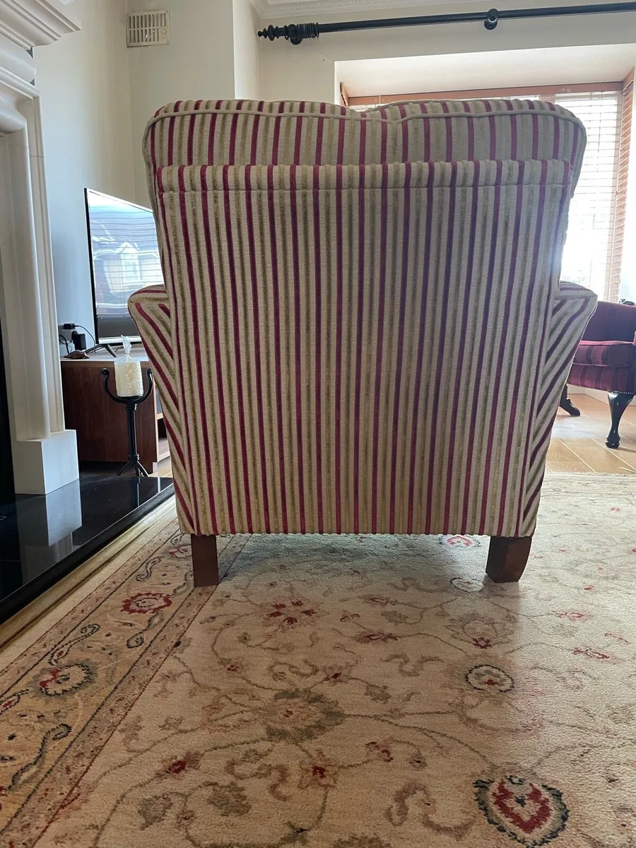 Finline Ocassional chair - Image 4