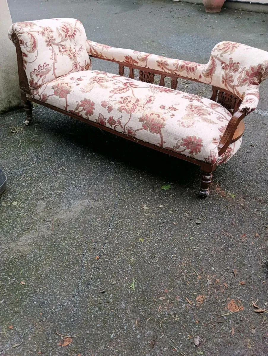 Chause lounger,needs bit work , - Image 1
