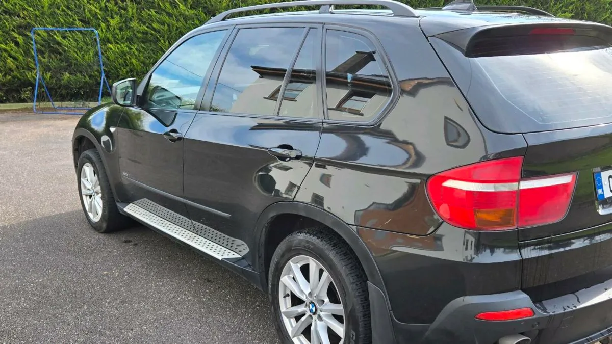 BMW X5 - Image 2