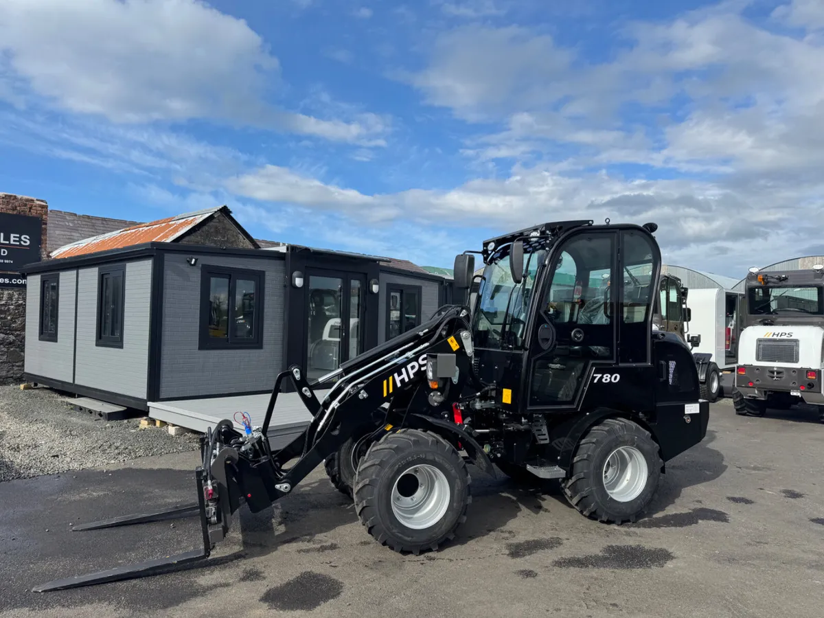 Wheel loader - Image 1