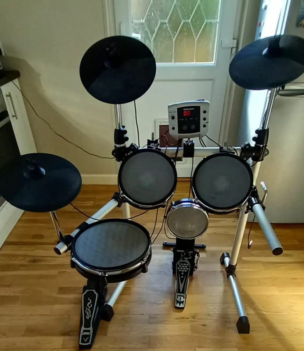 Electric drumkit - Image 3