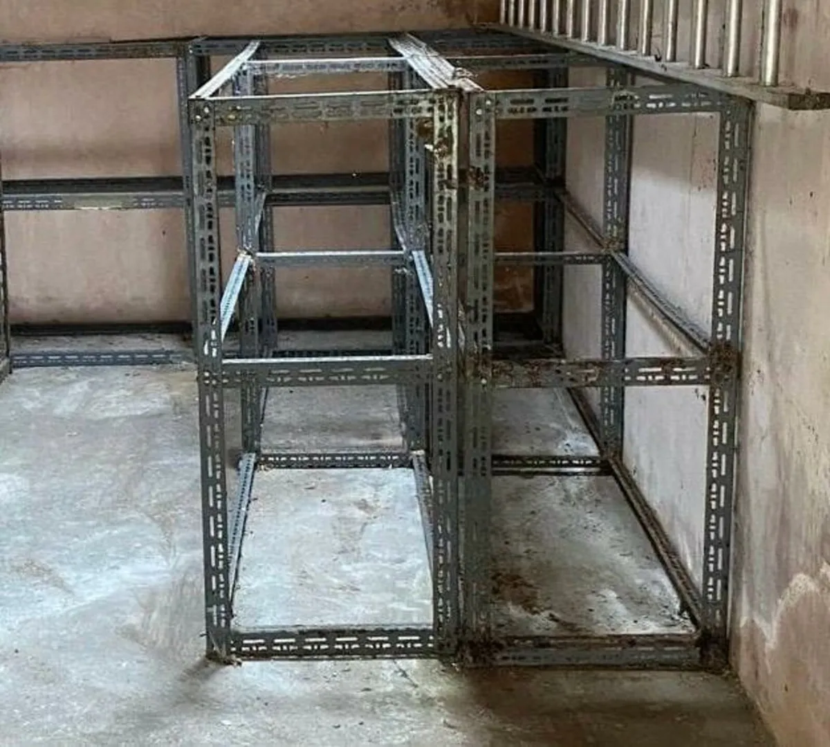 Metal  shelf Racking - Image 1