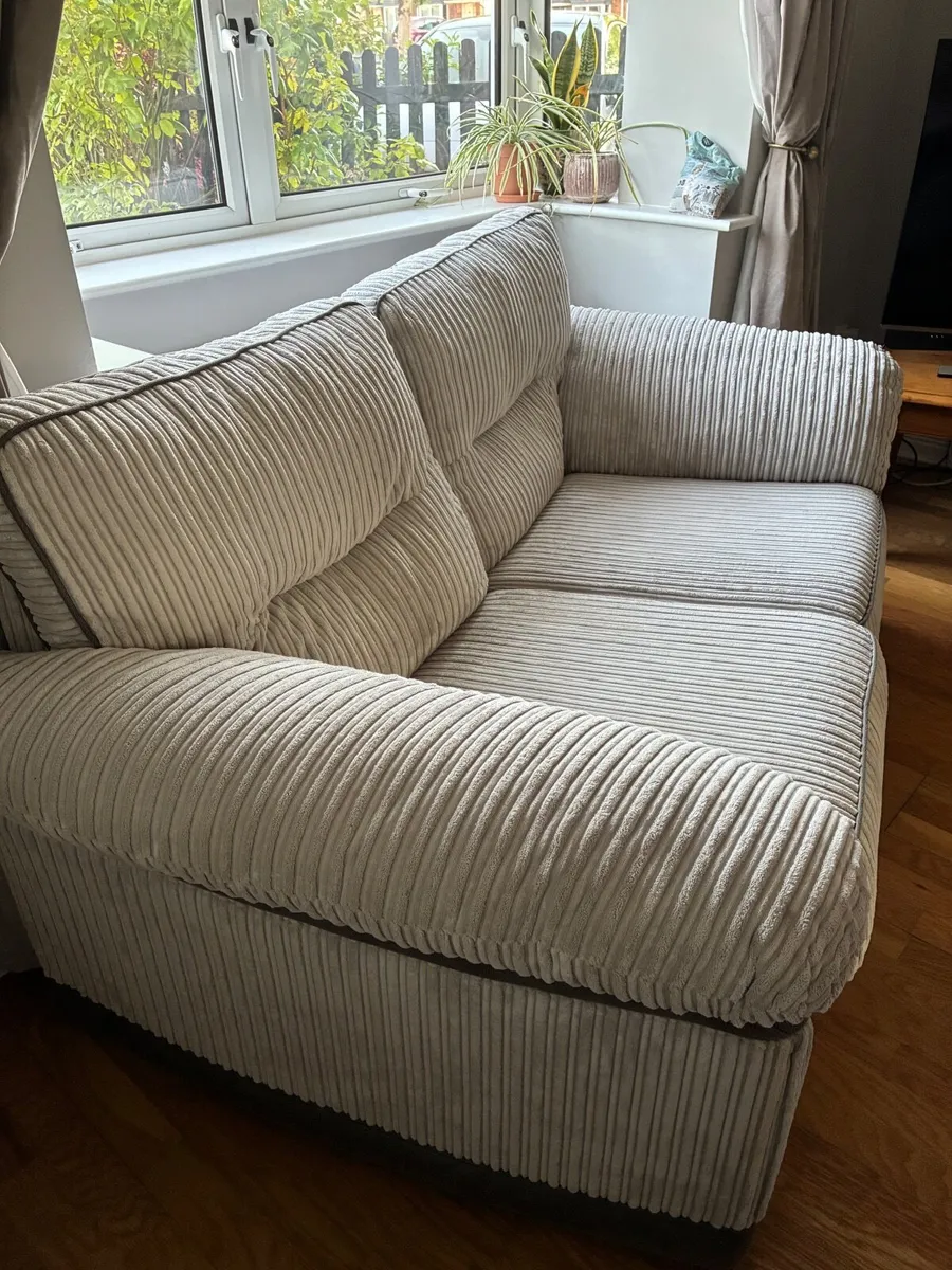 2 Seater Couch - Image 2