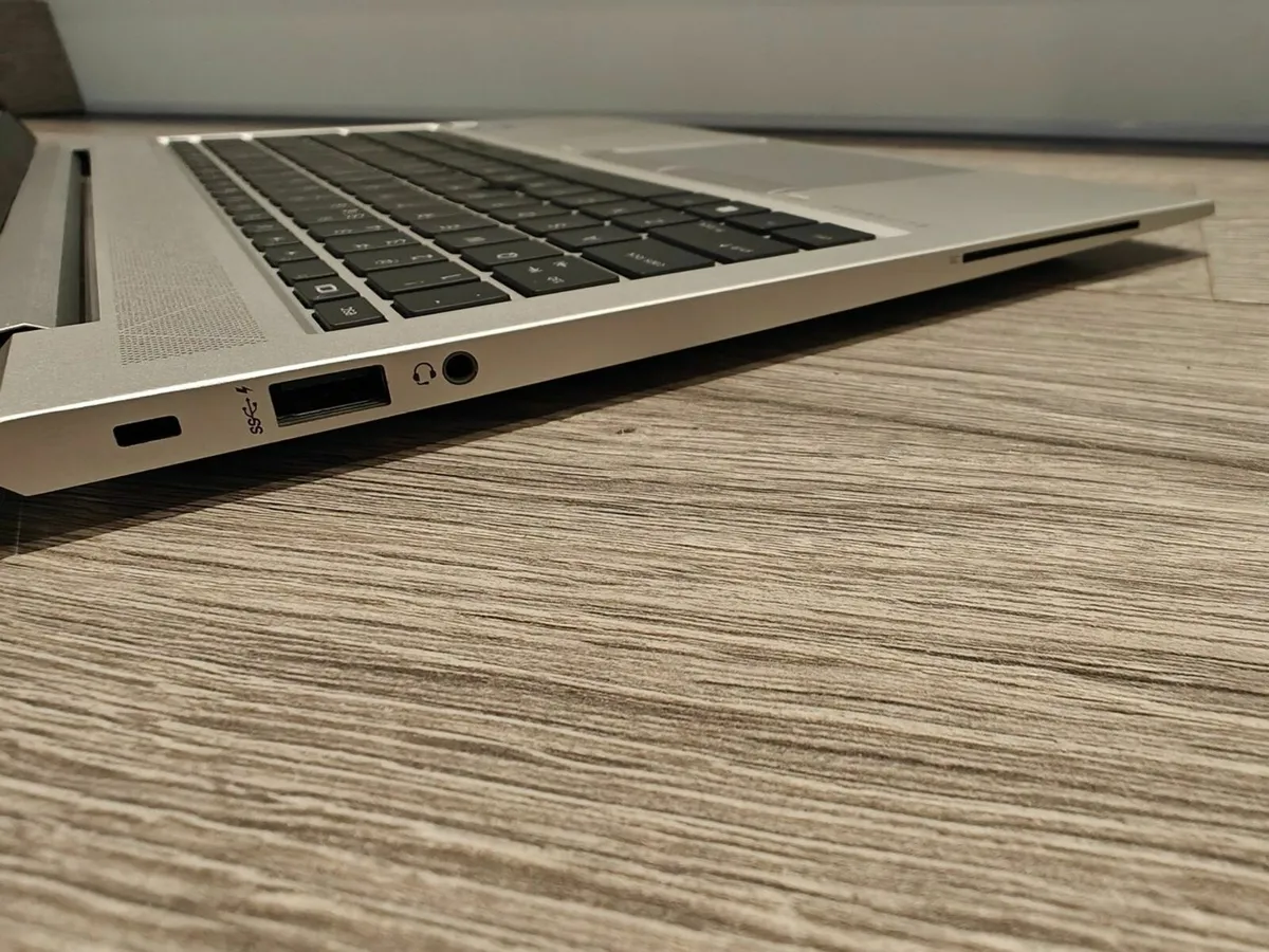 HP Elitebook 850 G8 Laptop | i7 (11th gen) | 16GB - Image 3