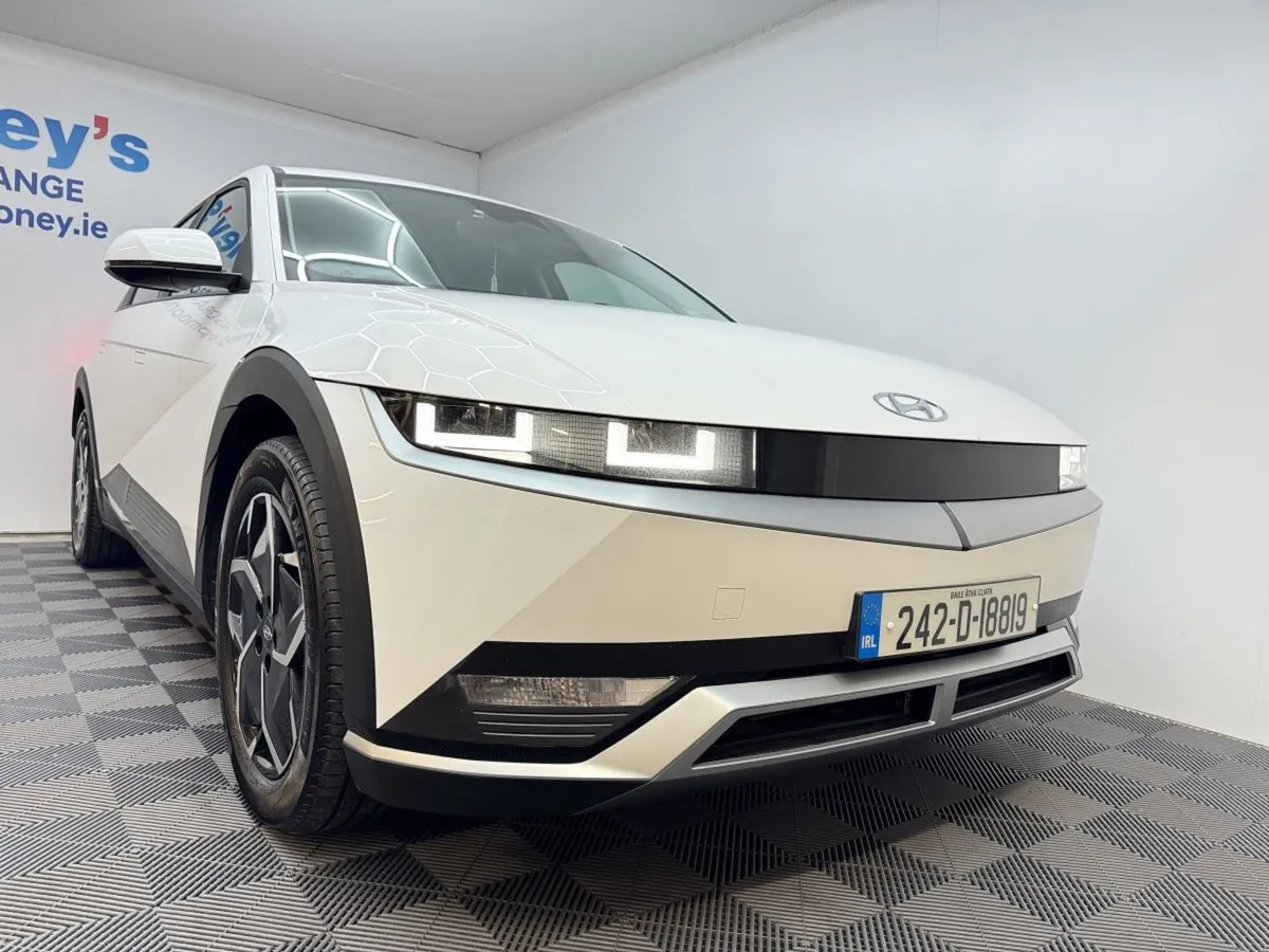 Hyundai Ioniq Ioniq Executive Plus - Image 3