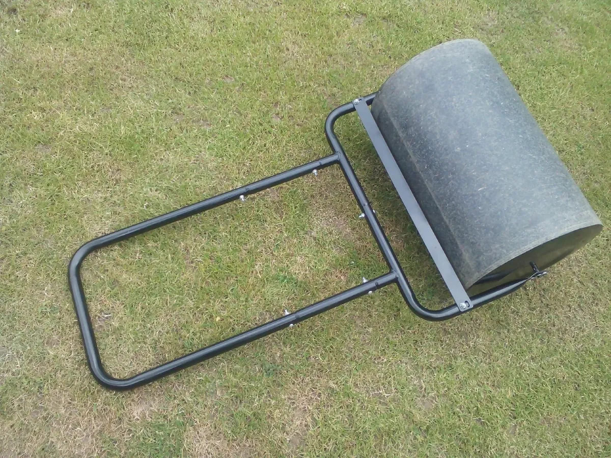 Garden Lawn Metal Roller. - Image 2