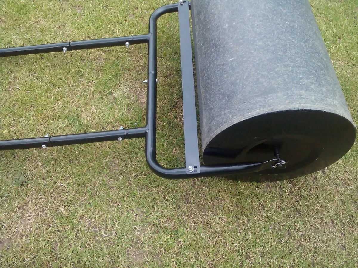 Garden Lawn Metal Roller. - Image 1